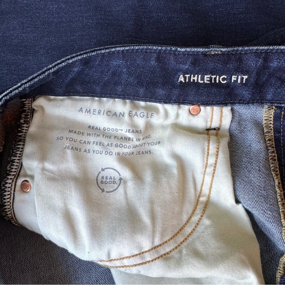 Preowned- Men’sAmerican Eagle AirFlex+ Temp Tech Athletic Fit Jeans. - Picture 3 of 8